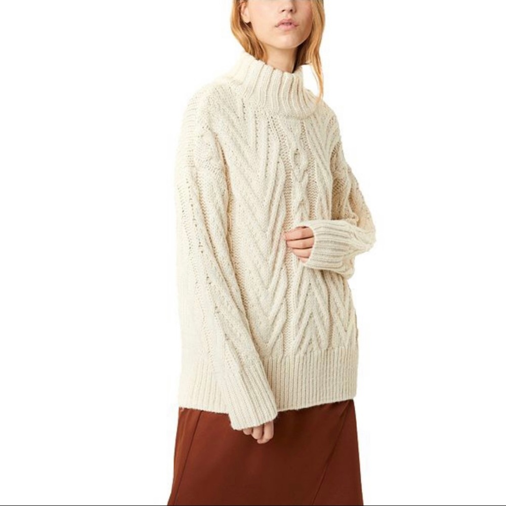 NWT French Connection Nissa Chunky Knit Sweater